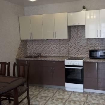 Сдается 2-х комнатная квартира, 59,5 м²