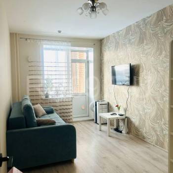 Сдается 1-комнатная квартира, 38 м²