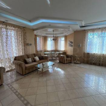 Продается 3-х комнатная квартира, 140 м²