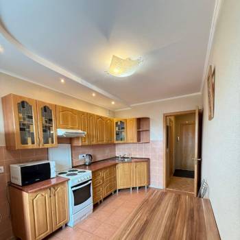 Сдается 1-комнатная квартира, 42,4 м²