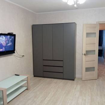 Продается 2-х комнатная квартира, 56 м²