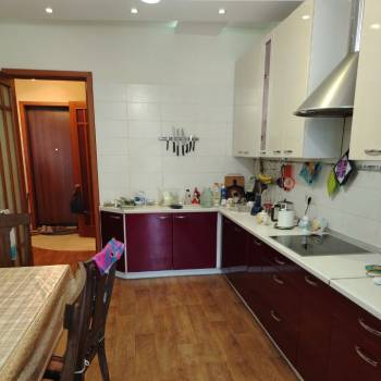 Продается 2-х комнатная квартира, 71,7 м²