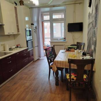 Продается 2-х комнатная квартира, 71,7 м²