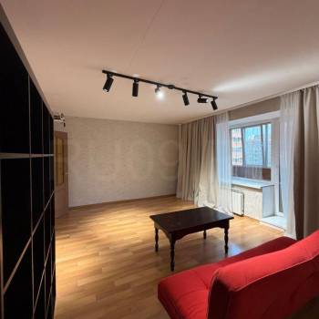 Сдается 2-х комнатная квартира, 75 м²