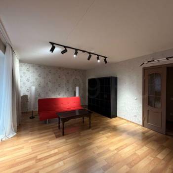 Сдается 2-х комнатная квартира, 75 м²
