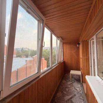 Сдается 2-х комнатная квартира, 75 м²