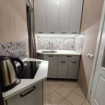 Продается 1-комнатная квартира, 24,4 м²