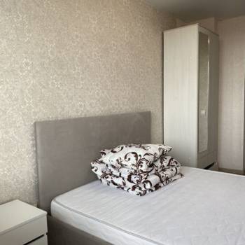 Сдается 1-комнатная квартира, 45 м²