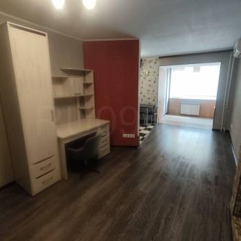 Сдается 1-комнатная квартира, 46 м²