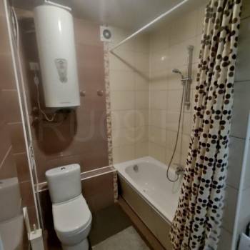 Сдается 1-комнатная квартира, 46 м²
