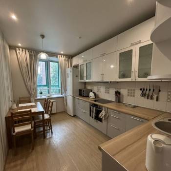 Сдается 1-комнатная квартира, 41,6 м²