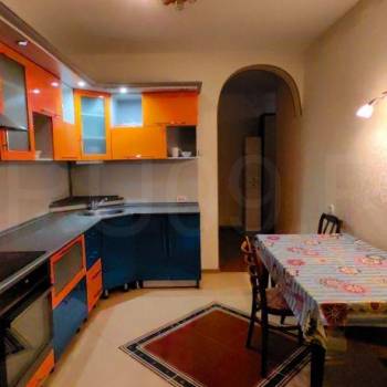 Сдается 2-х комнатная квартира, 74 м²