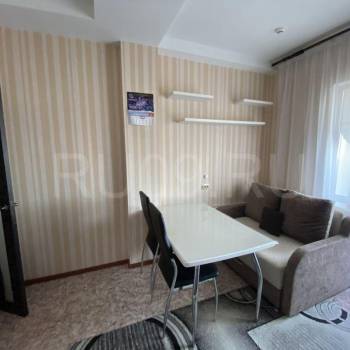 Продается 1-комнатная квартира, 40 м²