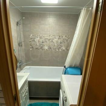 Сдается 2-х комнатная квартира, 60 м²