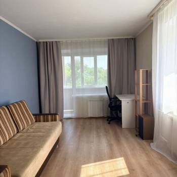 Сдается 1-комнатная квартира, 37,6 м²