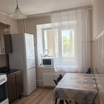 Сдается 1-комнатная квартира, 37,6 м²