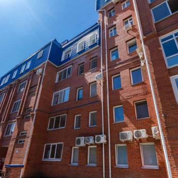Продается 2-х комнатная квартира, 106,9 м²
