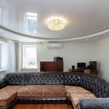 Продается 2-х комнатная квартира, 106,9 м²