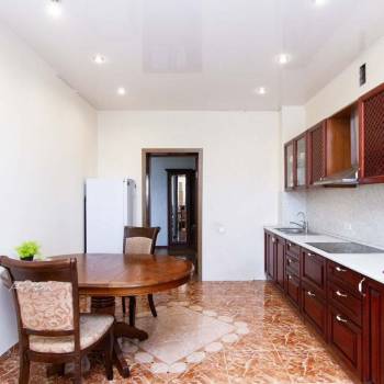 Продается 2-х комнатная квартира, 106,9 м²