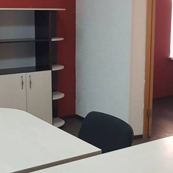 Сдается Нежилое помещение, 100 м²