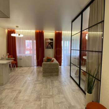 Продается 1-комнатная квартира, 35 м²