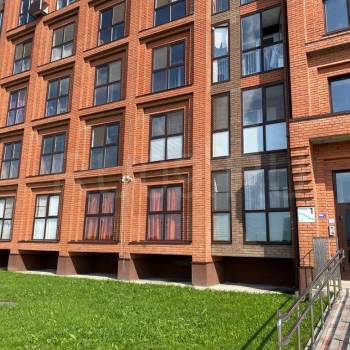 Продается 1-комнатная квартира, 35 м²