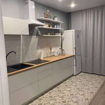 Продается 1-комнатная квартира, 44 м²