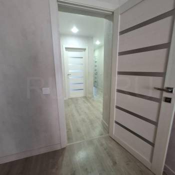 Продается 2-х комнатная квартира, 56 м²