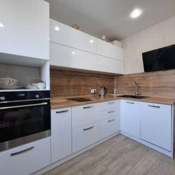 Продается 2-х комнатная квартира, 56 м²