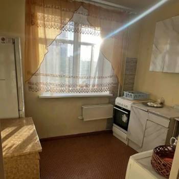 Сдается 1-комнатная квартира, 37 м²