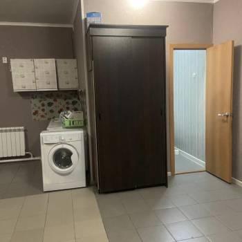Сдается 1-комнатная квартира, 37 м²