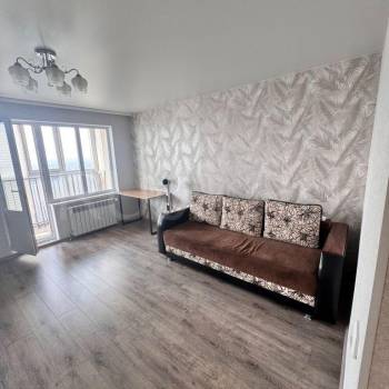 Сдается 1-комнатная квартира, 38 м²