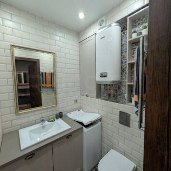Сдается 1-комнатная квартира, 53 м²