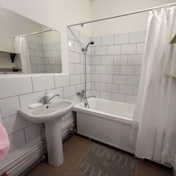 Сдается 1-комнатная квартира, 43 м²