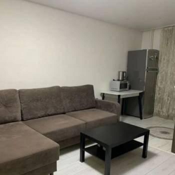 Продается 1-комнатная квартира, 35,7 м²