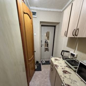 Продается 1-комнатная квартира, 13,3 м²