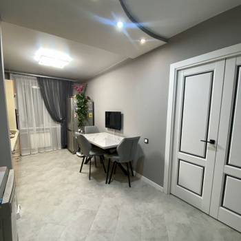 Продается Многокомнатная квартира, 70,2 м²