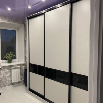 Продается Многокомнатная квартира, 70,2 м²