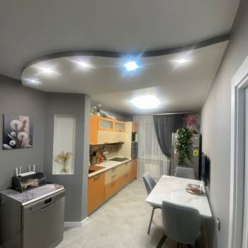 Продается Многокомнатная квартира, 70,2 м²