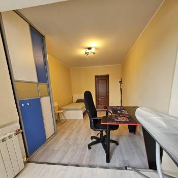 Сдается Многокомнатная квартира, 89 м²