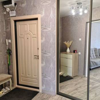 Продается Многокомнатная квартира, 82 м²