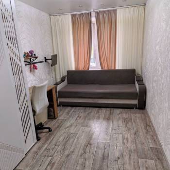 Продается Многокомнатная квартира, 82 м²