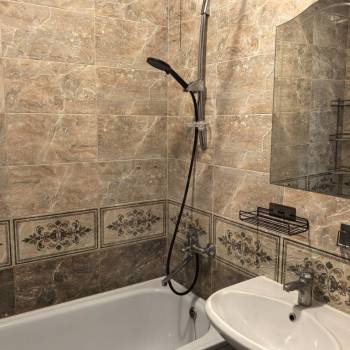 Сдается 2-х комнатная квартира, 69 м²
