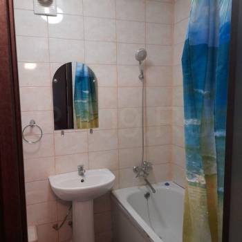 Сдается 1-комнатная квартира, 37 м²