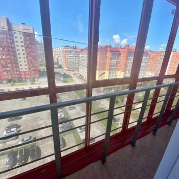 Продается 1-комнатная квартира, 37 м²