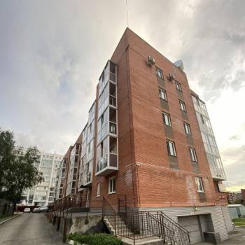 Продается 2-х комнатная квартира, 59,8 м²
