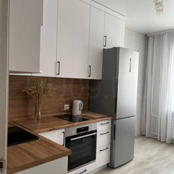 Сдается 1-комнатная квартира, 37 м²
