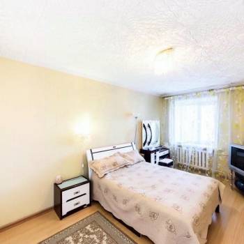 Продается Многокомнатная квартира, 73,5 м²