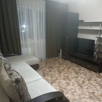Сдается 2-х комнатная квартира, 63 м²