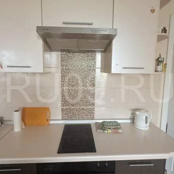 Сдается Многокомнатная квартира, 64 м²
